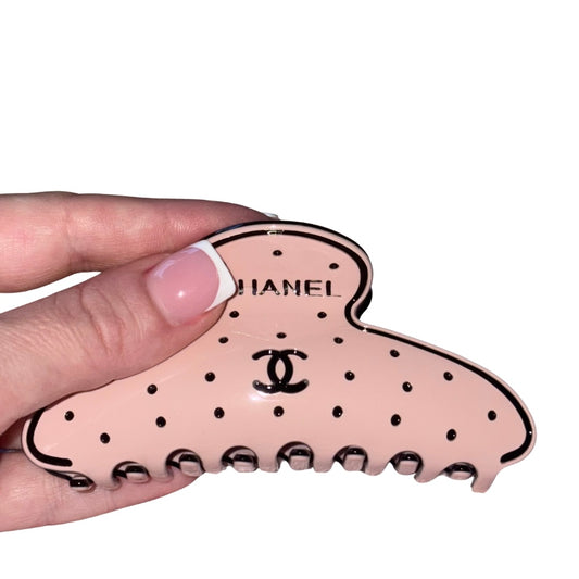 Chanel hair claw clamp